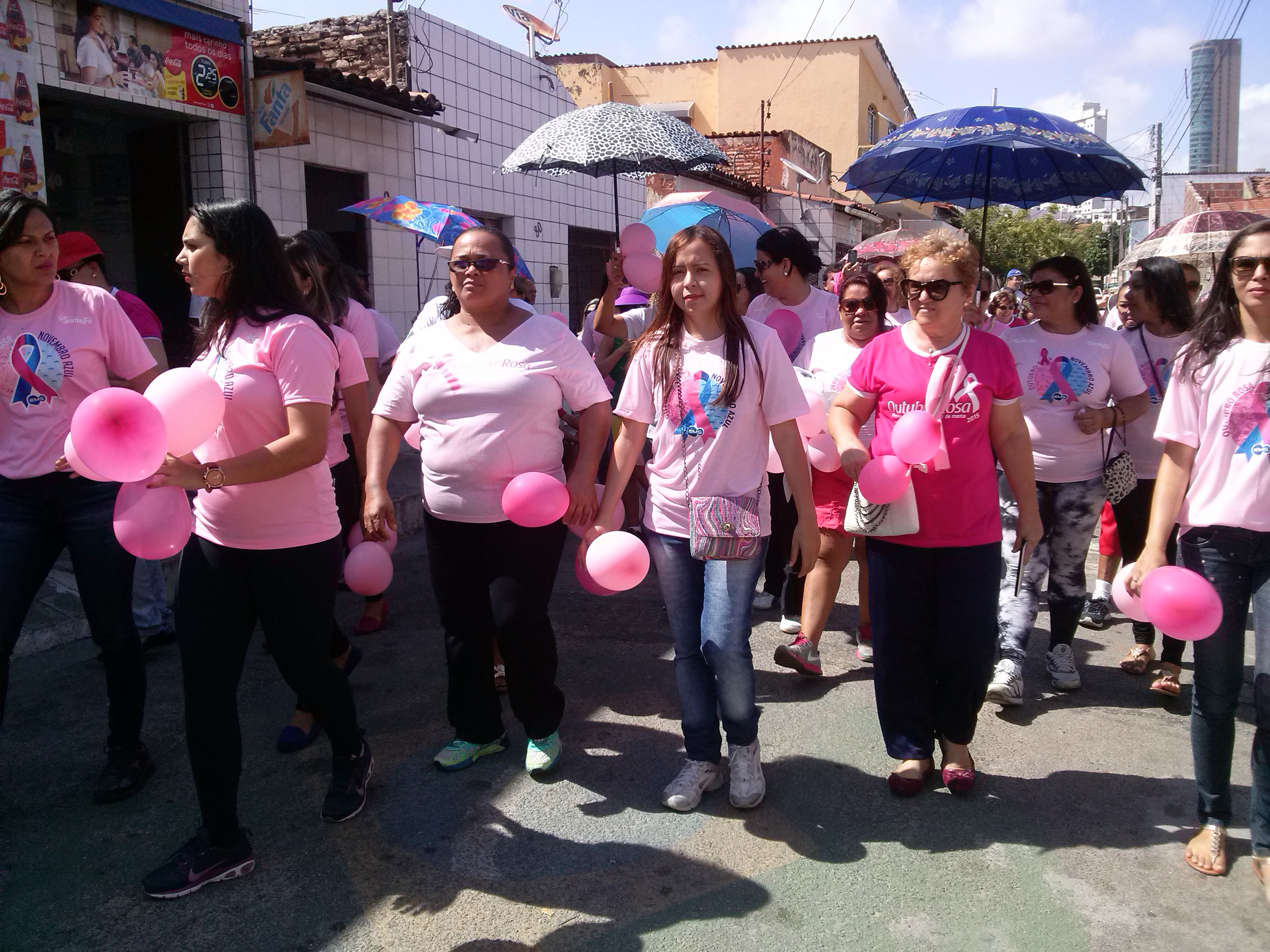 Unidade de Saúde das Rocas promove caminhada contra o câncer de mama