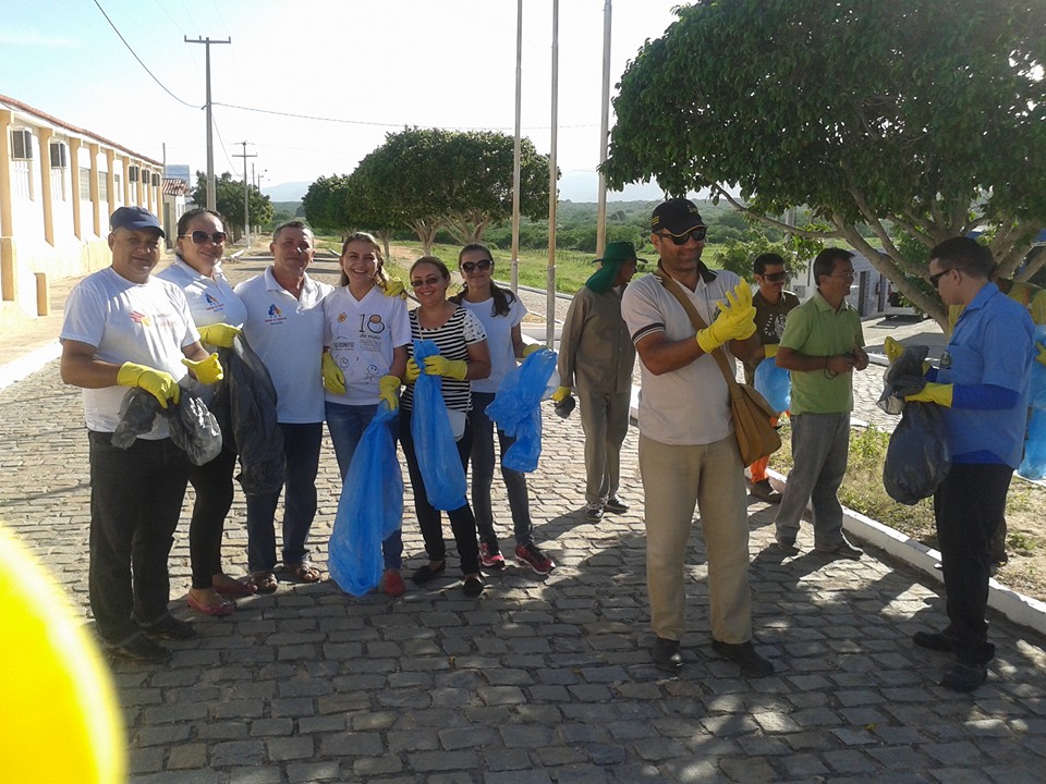 Secretária de saúde de Santana do Seridó coloca a mão na massa no combate ao Aedes