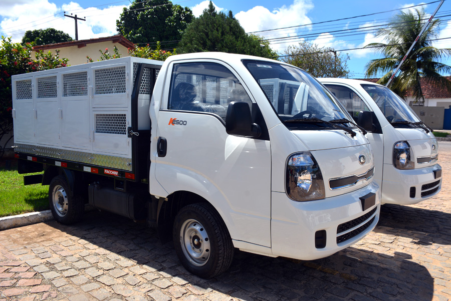 PARNAMIRIM: Prefeitura adquire novos veículos para Centro de Zoonoses