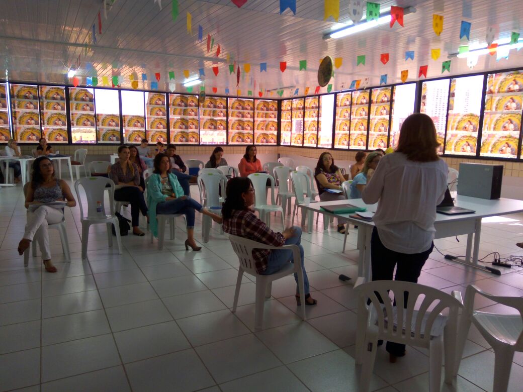 Maternidade Araken Pinto promove debates sobre Serviço Social na Saúde