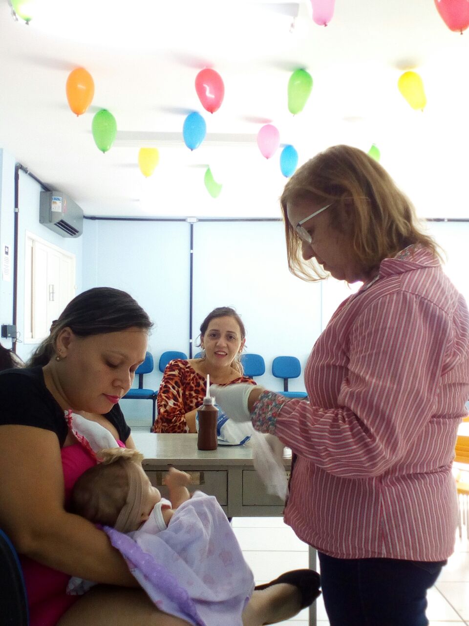 Unidade de Brasília Teimosa oferece acolhimento às mães durante a Semana do Bebê