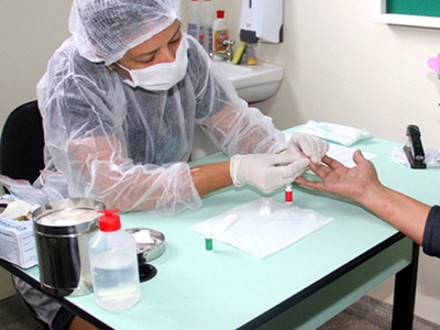 Testes rápidos de HIV estão disponíveis nas unidades de saúde de Natal