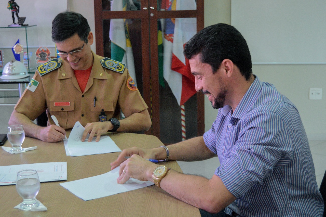 SAMU Natal e Corpo de Bombeiros firmam Termo de Cooperação para atendimento pré-hospitalar 