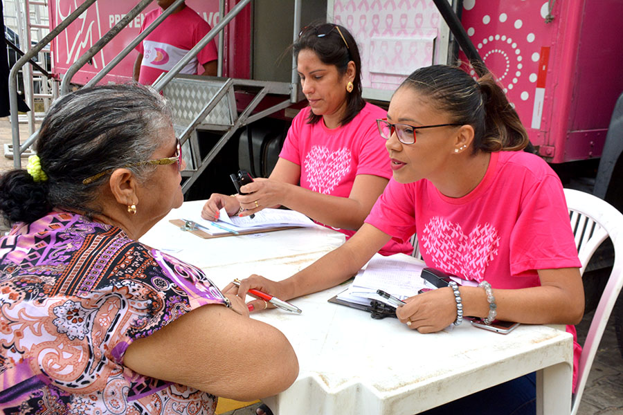 Parnamirim: Unidade móvel oferece exames de mamografia digital no Outubro Rosa