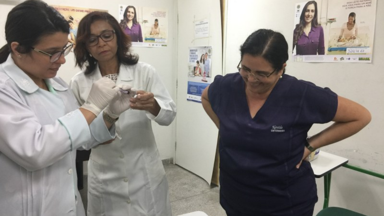 Saúde treina enfermeiros para realizar testes de Sífilis, HIV e Hepatites Virais em Parnamirim